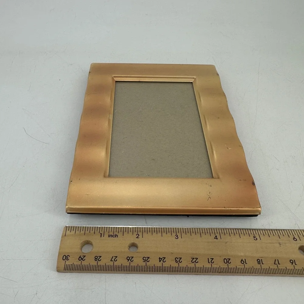 Matte Gold Wavy Scalloped Edge Picture Frame Tabletop Vertical Display Decor